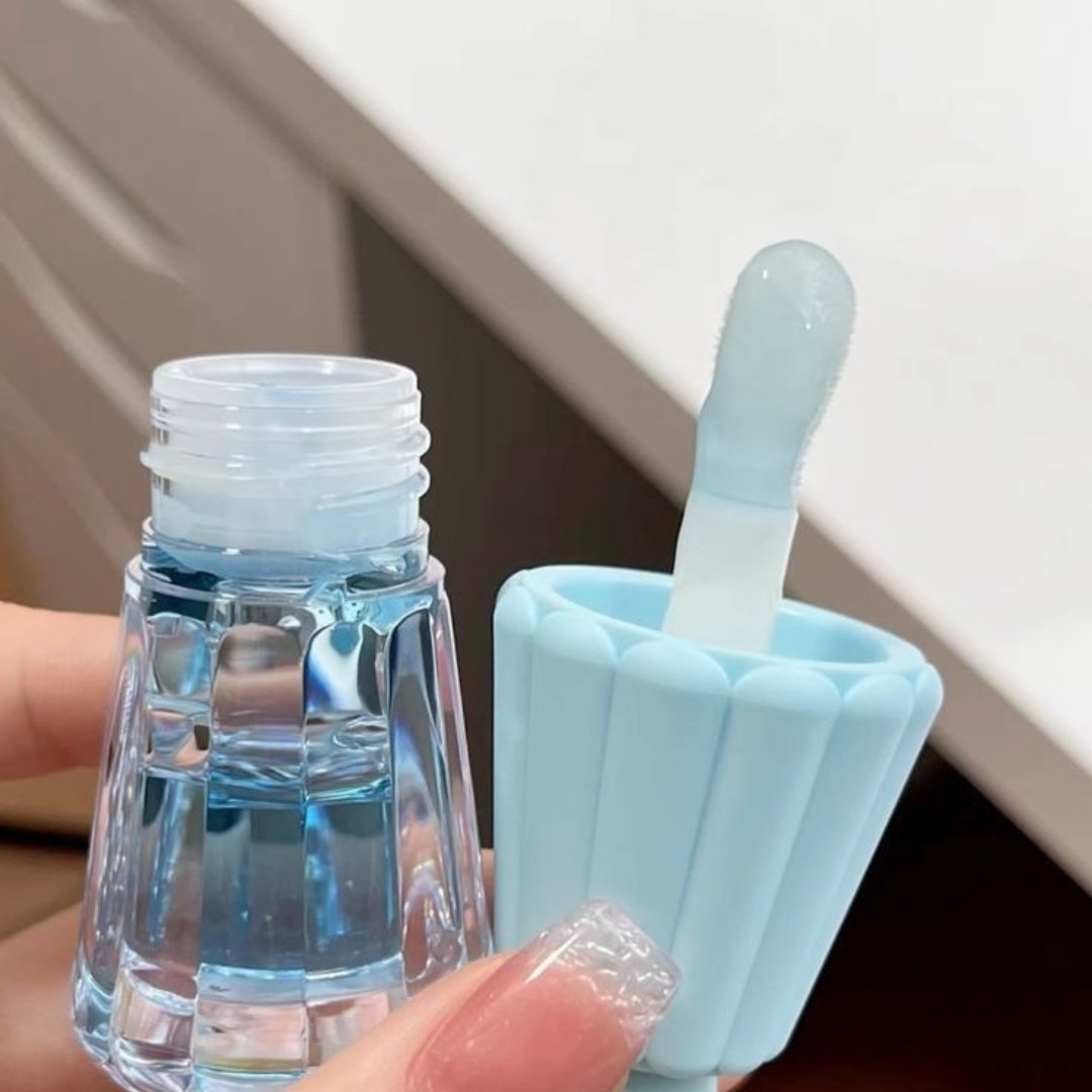 Lip oil