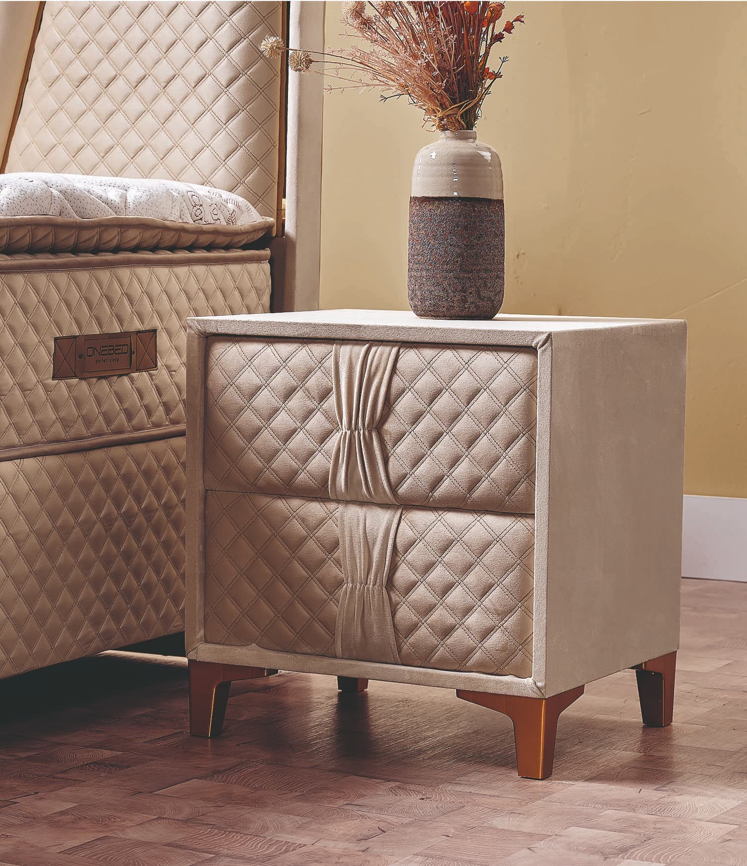 Rubi Bed Set