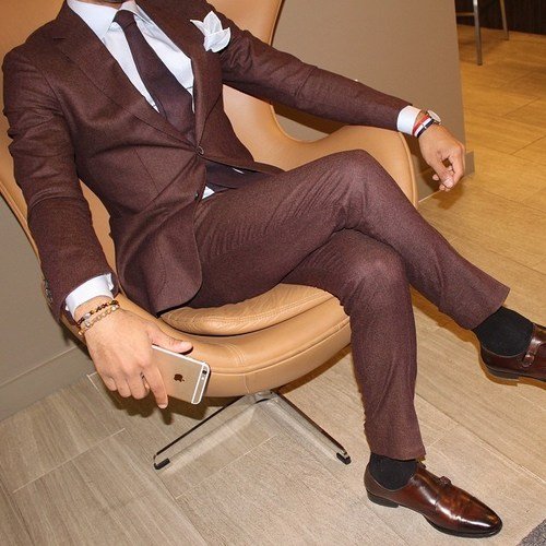 Mens Formal Designer Suit - Quality Fabric , Super Stylish And Sophisticated , Available In Regular Sizes