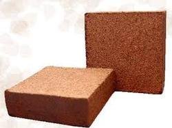 Coir Pith Blocks - Organic Coconut Fiber Material , Ideal For Soil Conditioning And Moisture Retention