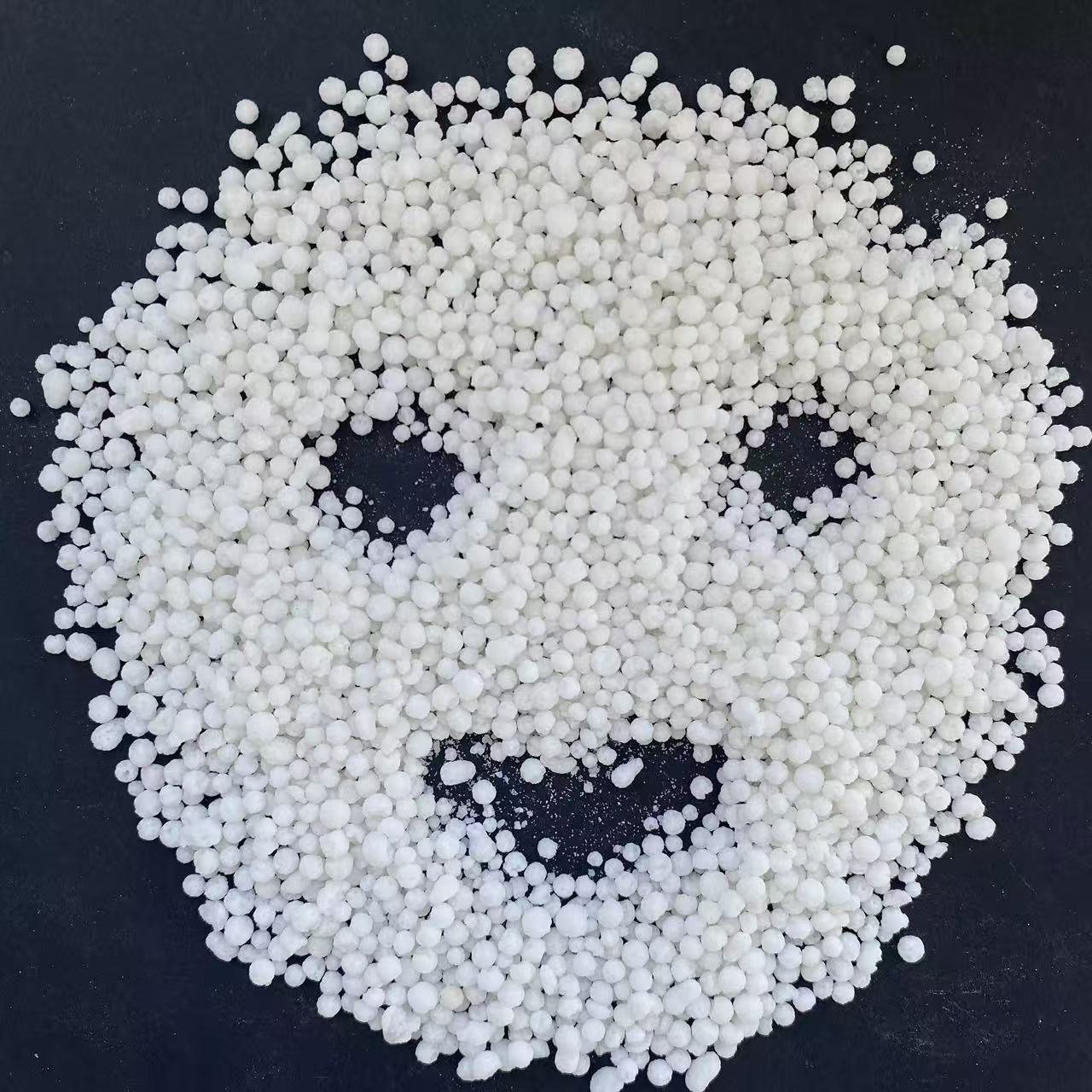 UREA 46% FERTILIZER NITROGEN GRANULAR