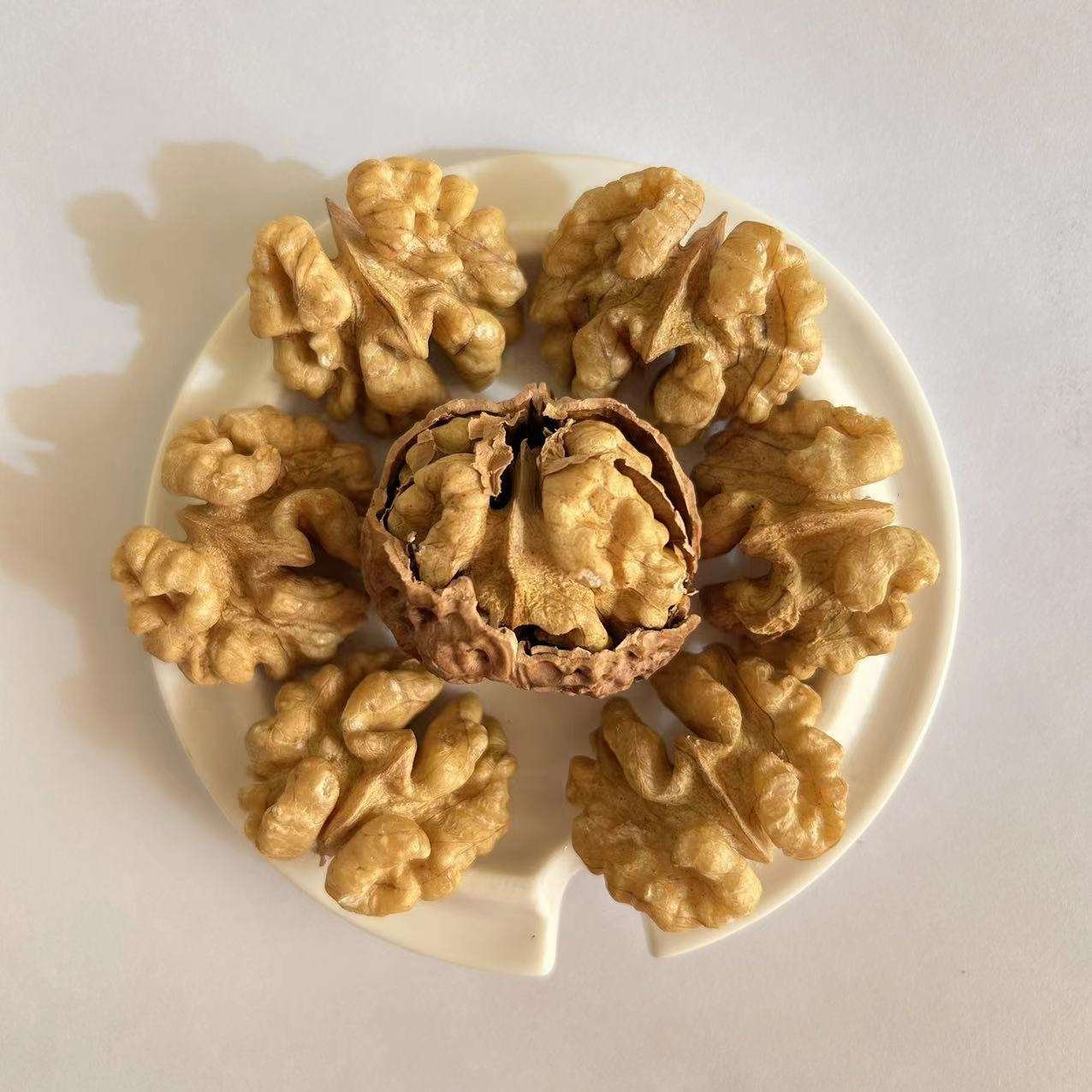 Walnut Kernel