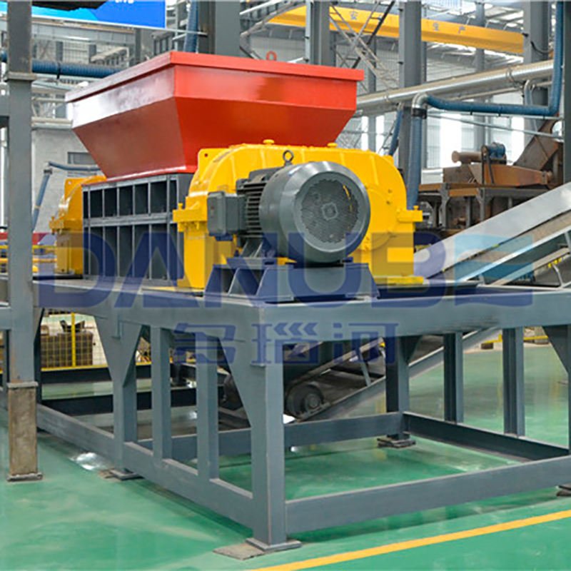 Double Shaft Tire & Plastic Shredder Machine