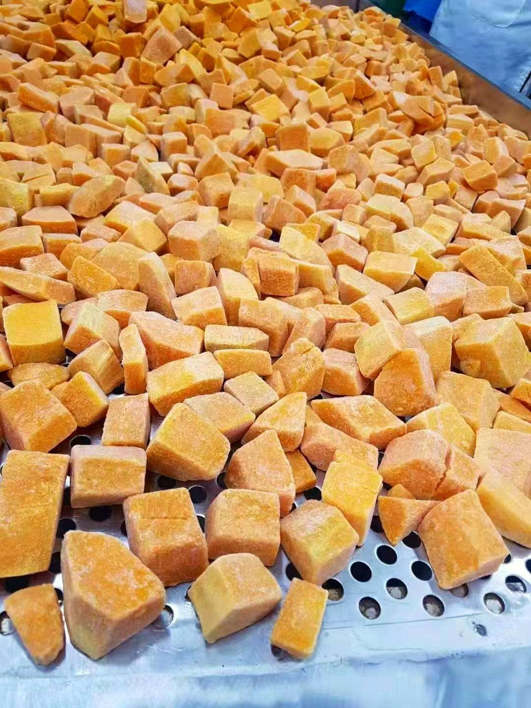 IQF Quick Frozen Pumpkin Chunks Cuts 2-4cm Wholesale Bulk Price Directly Export by Factory Peeled /Unpeeled OEM Welcomed BRC a