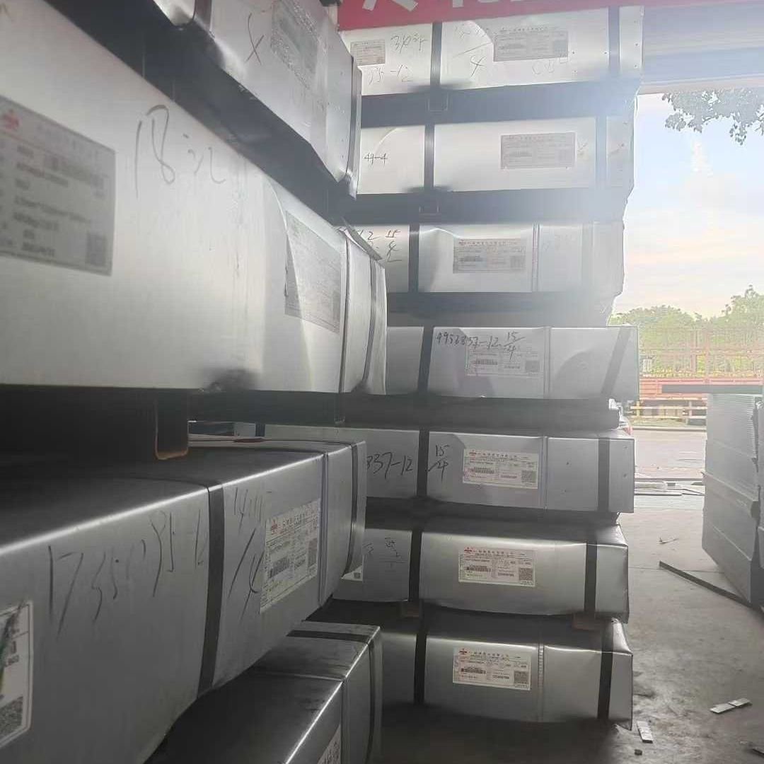 St37 ASTM Mild Carbon Steel Sheets/Plates with Galvanized Surface Bending/Welding/Cutting Services for Boiler Applications