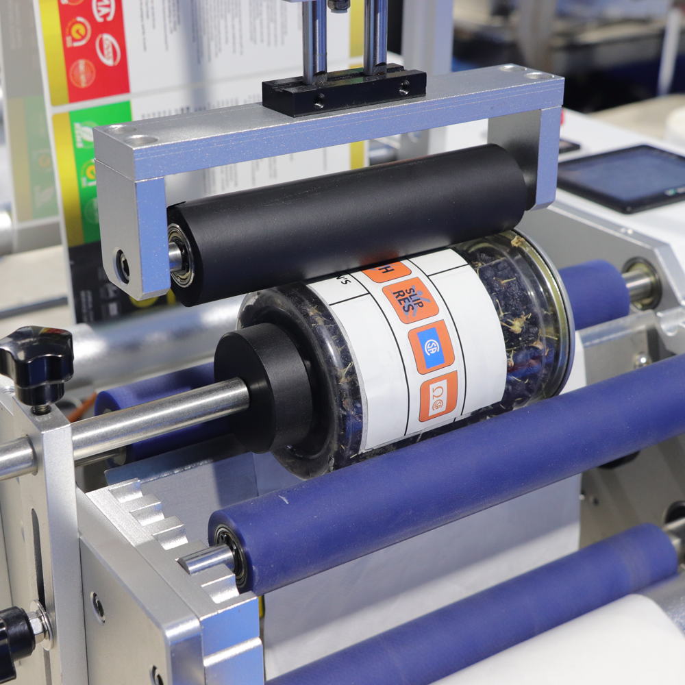 Orshang Electric Semi-Automatic PLC Controlled Self-Adhesive Touch Screen Labeling Machine for Bottles Wood Packaging 0.5mm