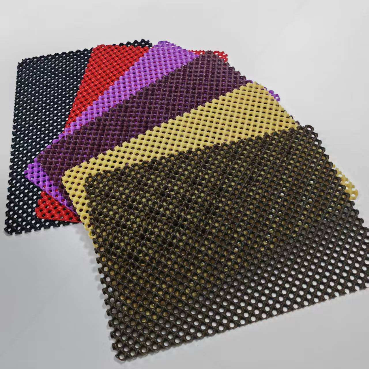 Best Price Anti-Fall Mat Non-slip PVC Hollow Out Water Drop Bath Mat Machine Made for Slippery Areas Available