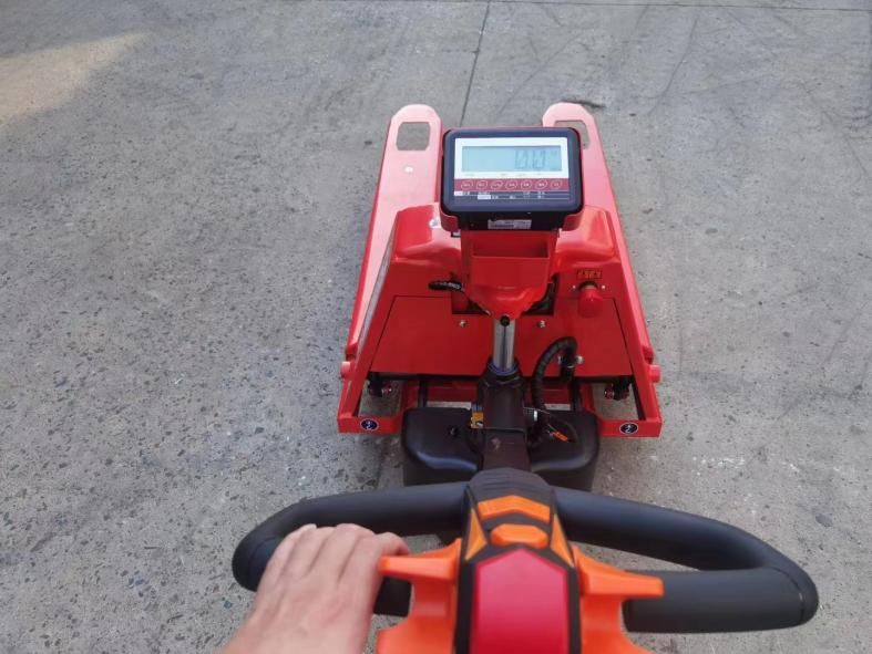 High Quality 2T Hydraulic Electronic Truck Forklift Scale 2T Electronic Pallet Scale for Restaurant Industries Produced in China