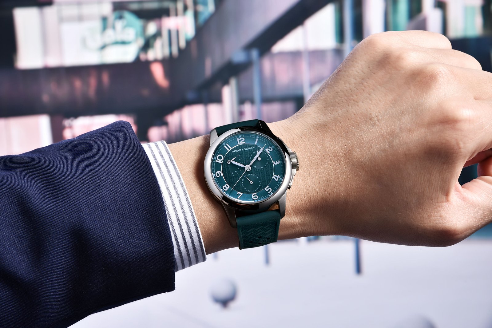 Pagani Design Men's Sport Watch 40mm Quartz Stainless Steel Sapphire Crystal Calendar 24 Hours 100M Waterproof Leather