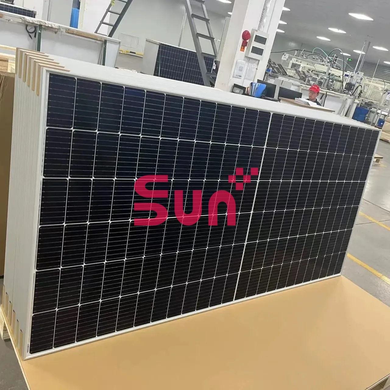 Sunplus Long-lasting 610W 615W 625W Bifacial Dual Glass Photovoltaic Panels for Greenhouse Solar Projects