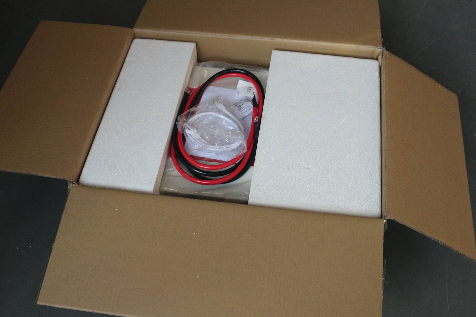 48V 24V 100AH Lifepo4 Battery EU Stock All-In-One Portable Power Station Home Energy Storage 0-5kWh 5-Year Warranty CE Certified