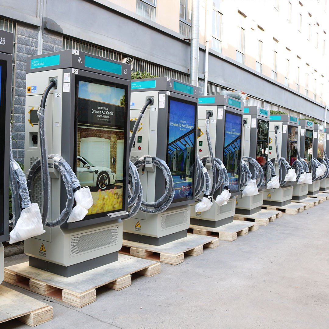 OEM ODM Ev Fast Charger Station 60KW 120KW CCS2 GBT Electric Car Charger for Electric Vehicle with Advertising Screen