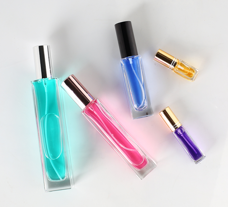 Wholesale 5ml 10ml Square Transparent Glass Perfume Sample Atomizer Tester Mini Empty Screw Cap Oil Packaging
