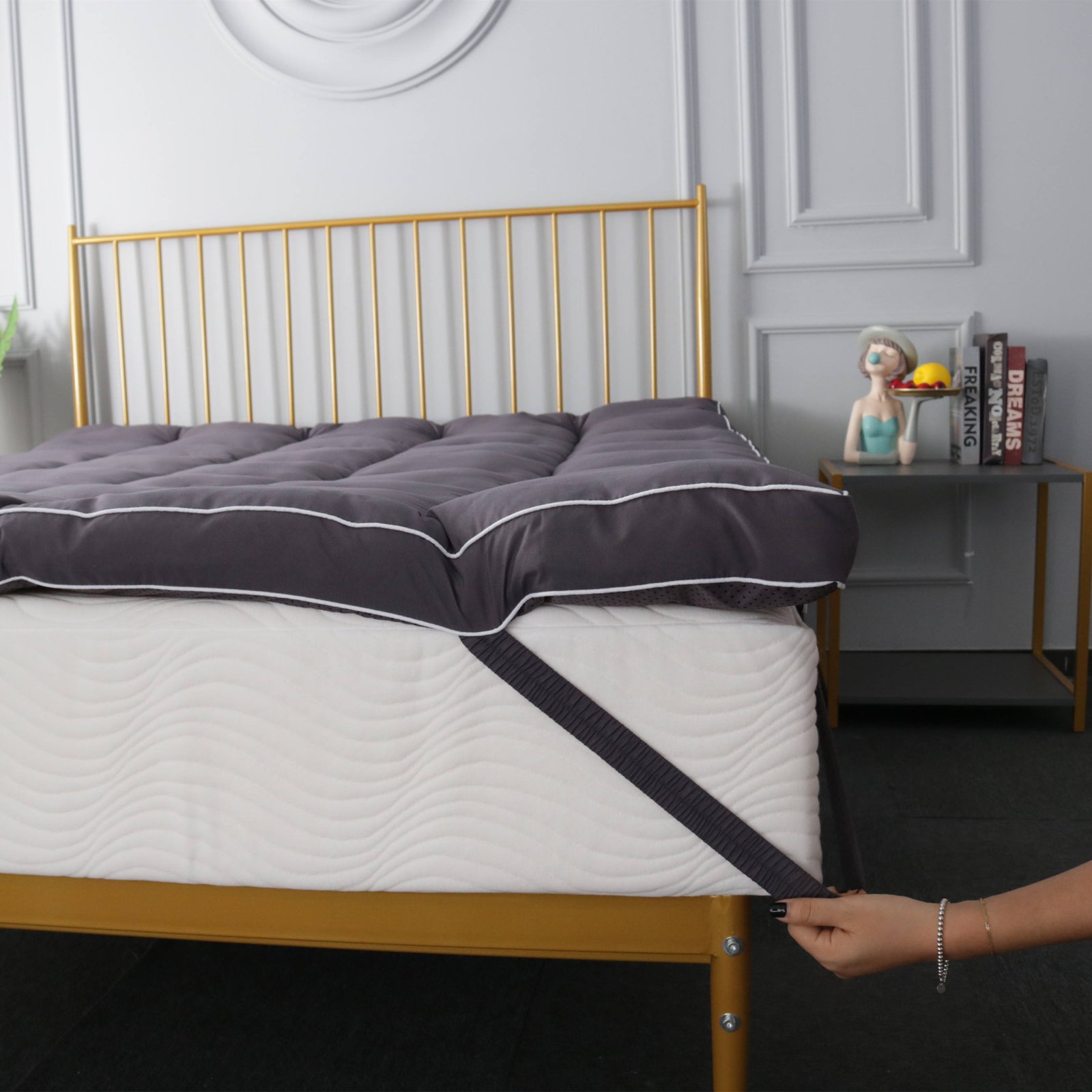 JUMIAO Dark Grey Ultra Soft Twin Bed Protection Pad 4-Sided Elastic Non-Slip Waterproof Anti-Dust Mite Air-Permeable Quilted