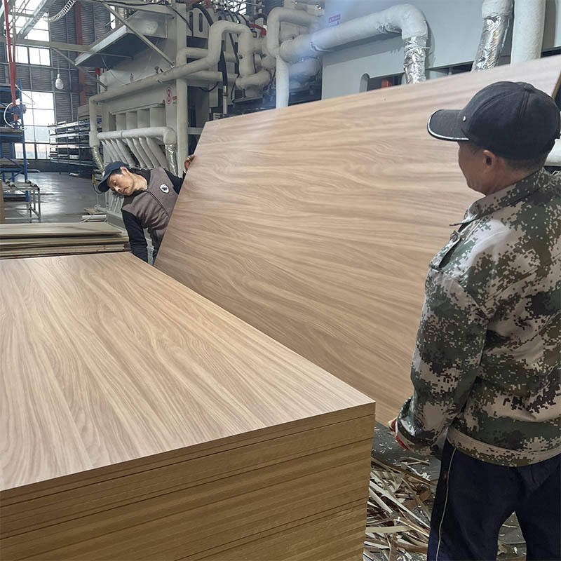 Melamine Particle Board Directly From Factory, for Furniture Use, Available in Various Sizes, Small-quantity Orders Accepted.