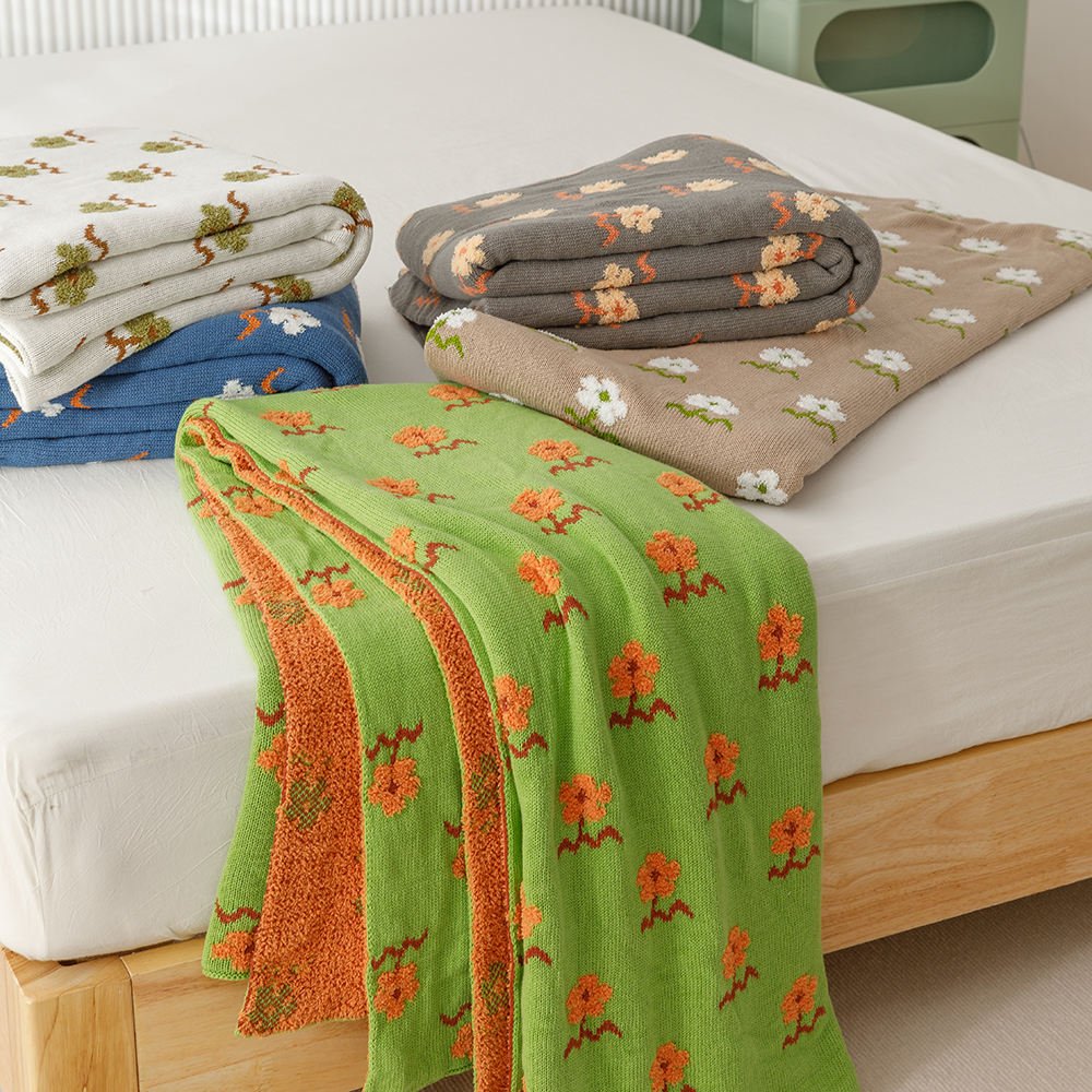 Wholesale Cheap Custom Comfy Soft Throw Knitted Blanket for Home Decoration Sofa Couch
