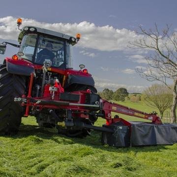 Efficient Massey Ferguson GC1725M Hydrostatic Compact Garden Tractor Mower Loader Good Agricultural Farm Equip
