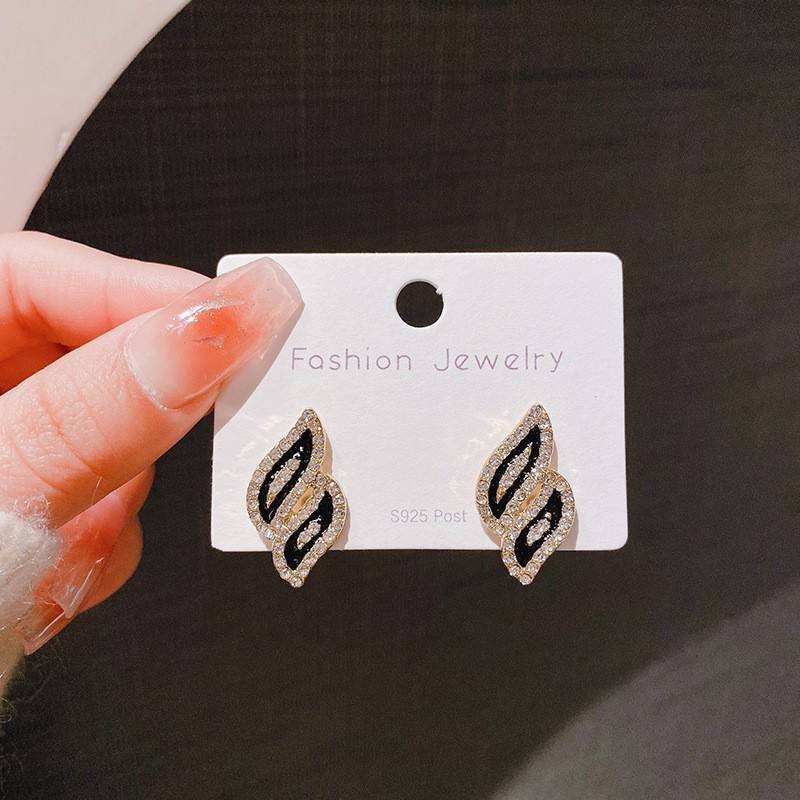 New Gold Silver Wave Leaf Shaped Earrings Rhinestone Diamond Earrings for Women