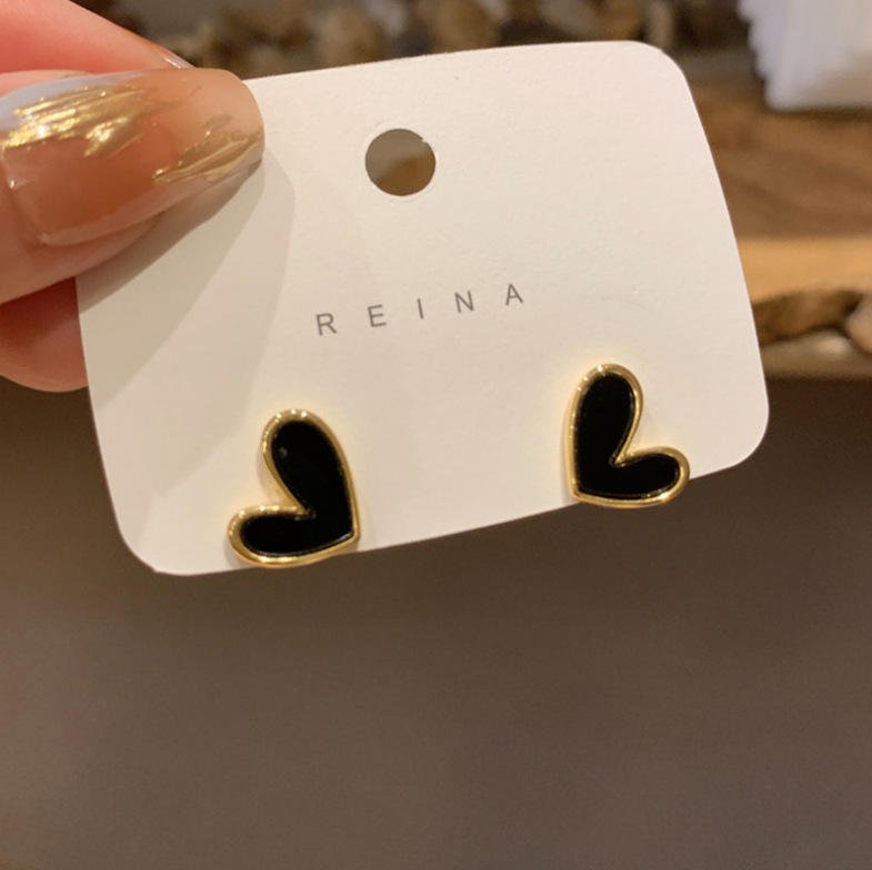 Metal Korean Style Black Love Heart Stud Earrings Accessories for Women Sweet Jewelry Wholesale