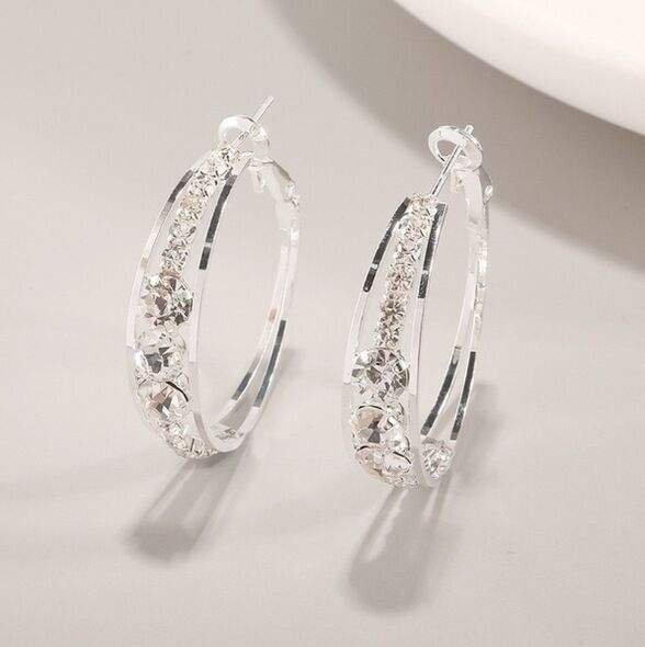 European and American Luxury Women's Hoop Earrings Exquisite Elegant Charm Gold Plated Zinc Alloy Main Stone Zircon