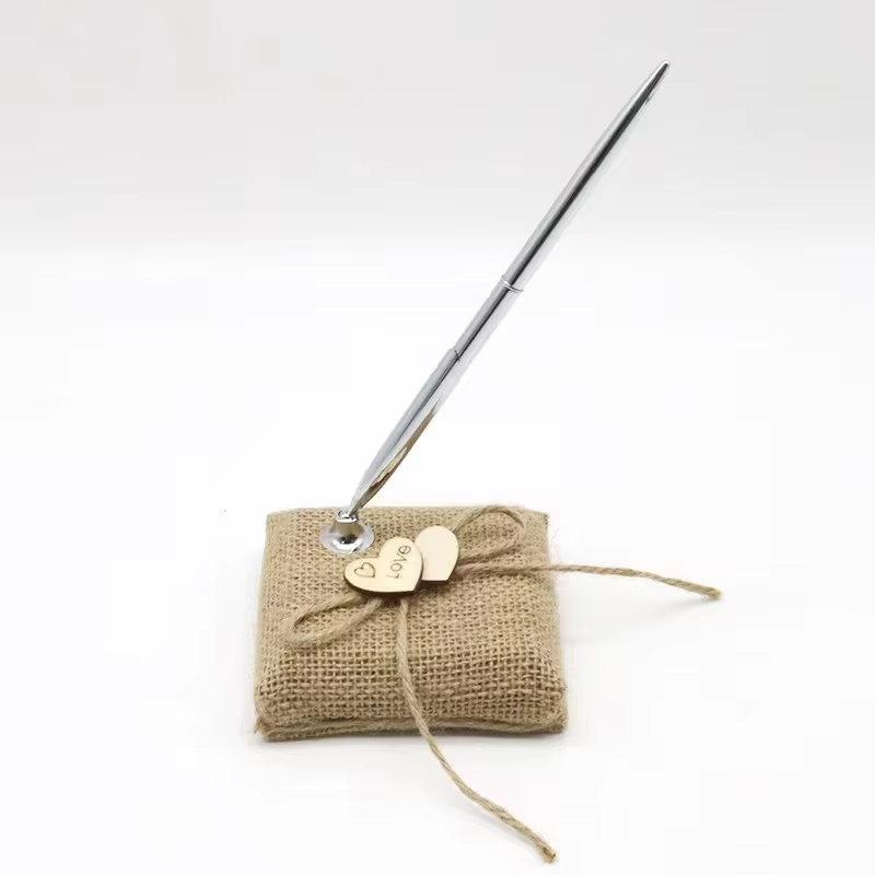 Wholesale Price Vintage Jute Burlap Wedding Flower Basket Custom Rustic Jute Burlap Wedding Pillow for Wedding Party Decorations