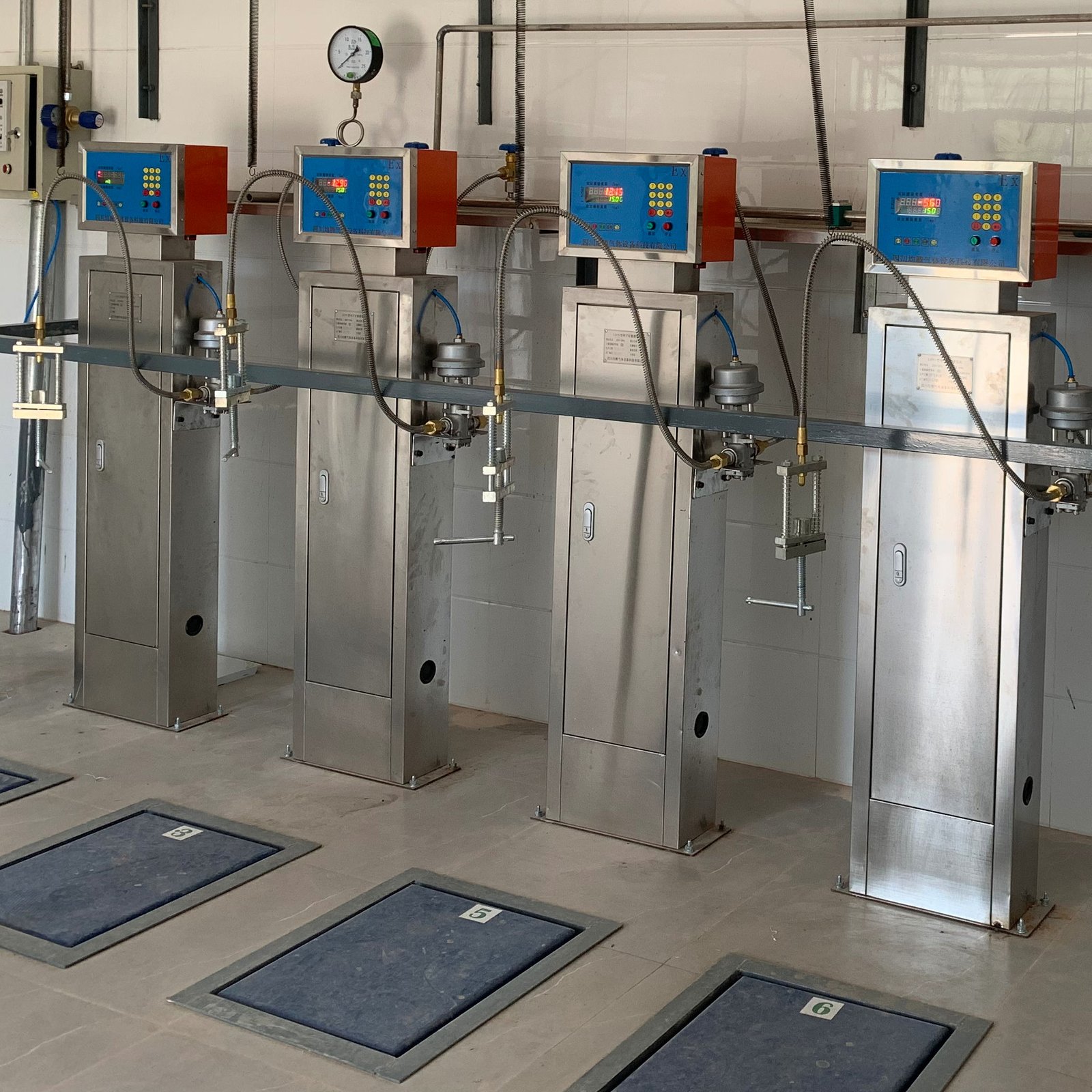 40L CO2 Gas Cylinder Refill Machine LCO2 Filling Scale Gas Cylinder Refilling System