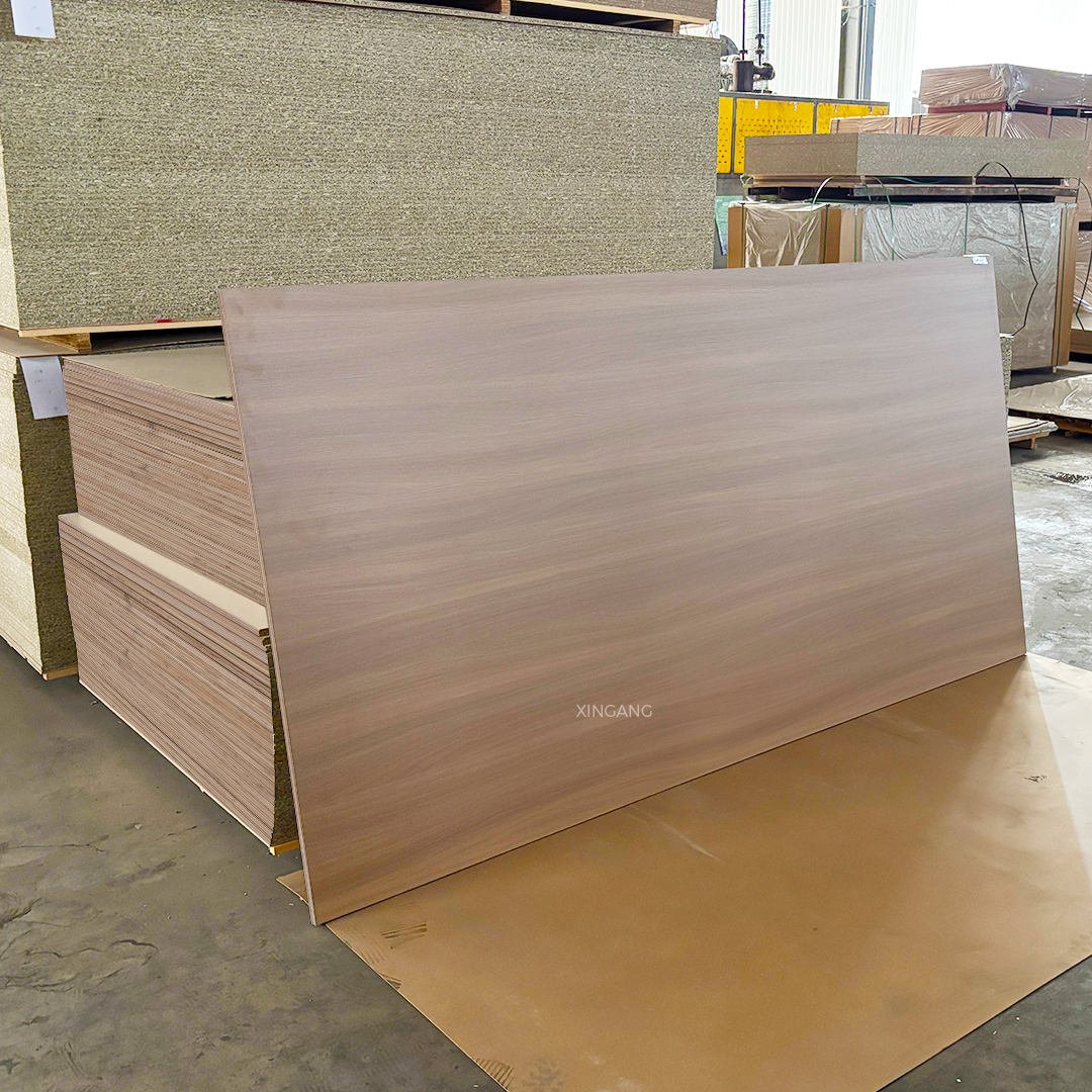 High Quality Waterproof 18mm Melamine Faced Plywood for Furniture