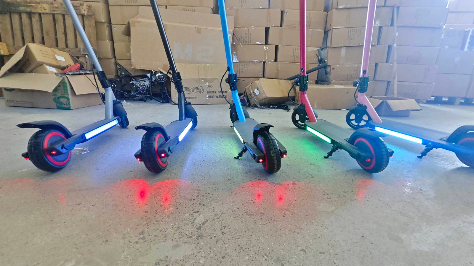 Enfants Baby Products Toys Kids' Scooters Light-up 2 Wheesl Kick Scooter for Children Ages 6-12 Boys & Girls
