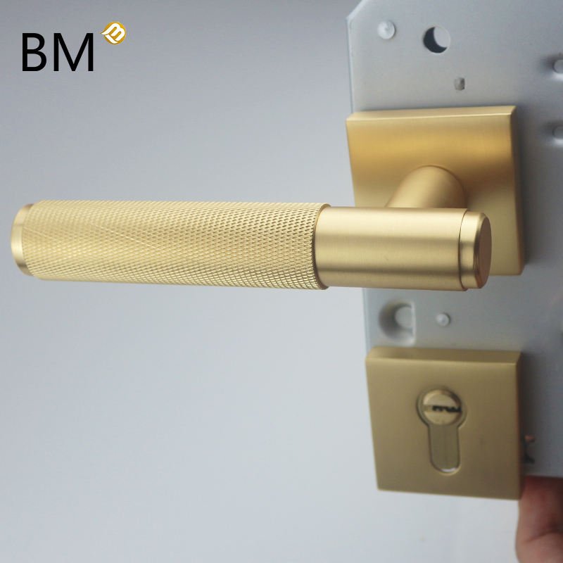 Square Mix Modern Elegant Knurled Door Handles for Interior Door