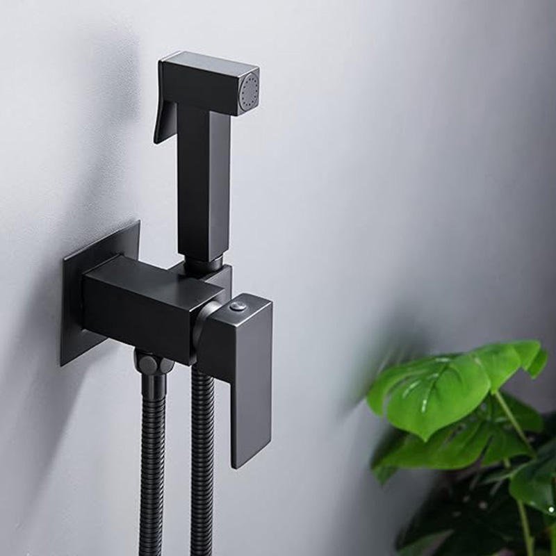 Modern Style Wall-Mounted Bathroom Shattaf Portable Body Spray Bidets Set for Toilet Use