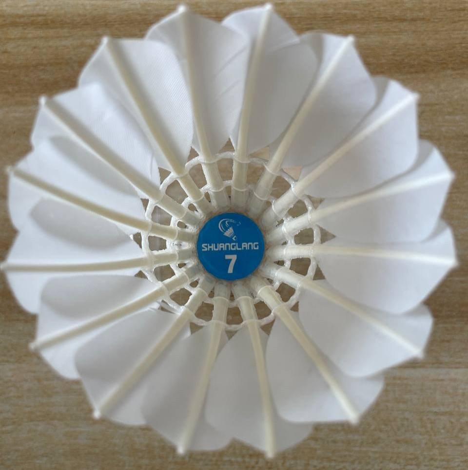 Shuanglang Badminton Shuttlecock Sample Balls. Please Consult Customer Service Before Ordering.