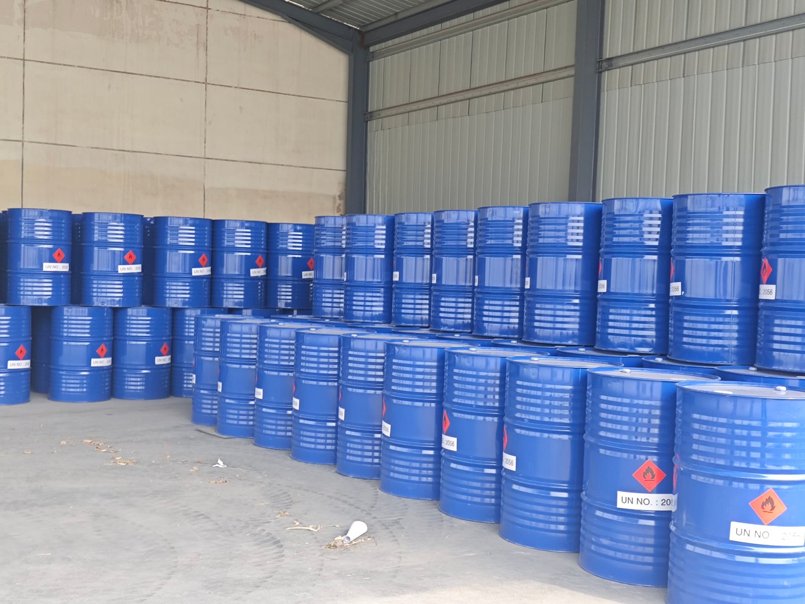 Factory High Quality Chemical Solvents 99.9% 109-99-9 Colorless Transparent Tetrahydrofuran Thf 180kg/drum for Paints Inks