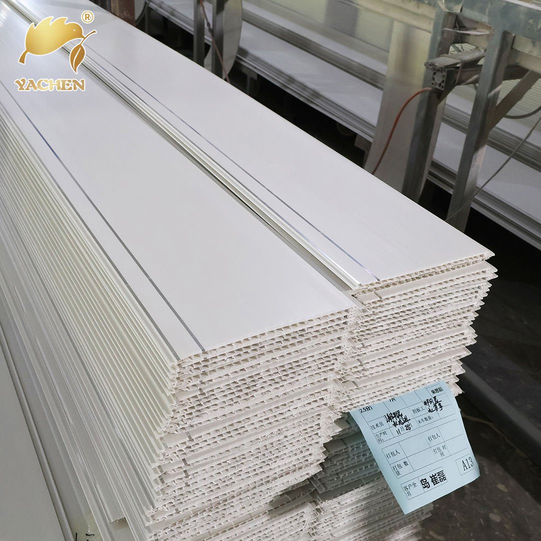 High Quality PVC Plastic Ceiling Tiles Board Modern Design Waterproof White Wood Grain PVC Ceiling Panel for Interior