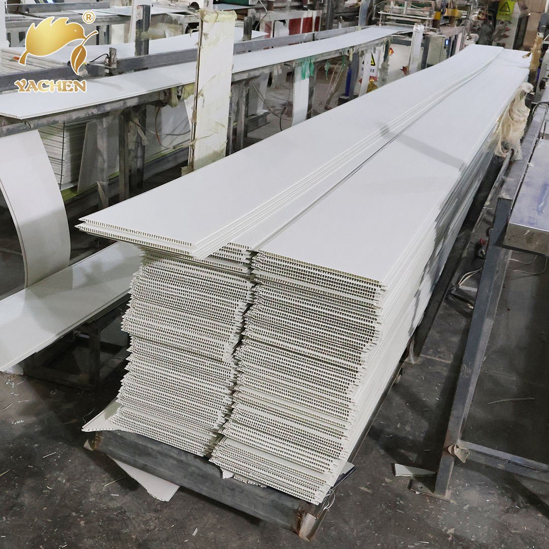 High Quality PVC Plastic Ceiling Tiles Board Modern Design Waterproof White Wood Grain PVC Ceiling Panel for Interior