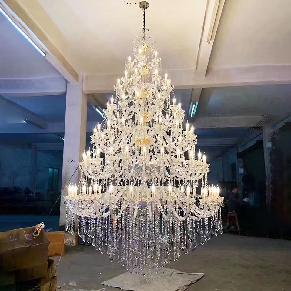 Luxury Transparent CrystalLed Hanging Light Crystal Modern Italian Crystal Chandeliers