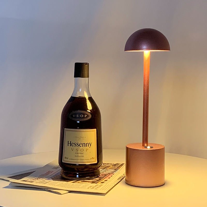 Wholesale Modern European Led Reading Night Light Bedside Minimal Luxury Home Decor Touch Switch Control Table Lamp