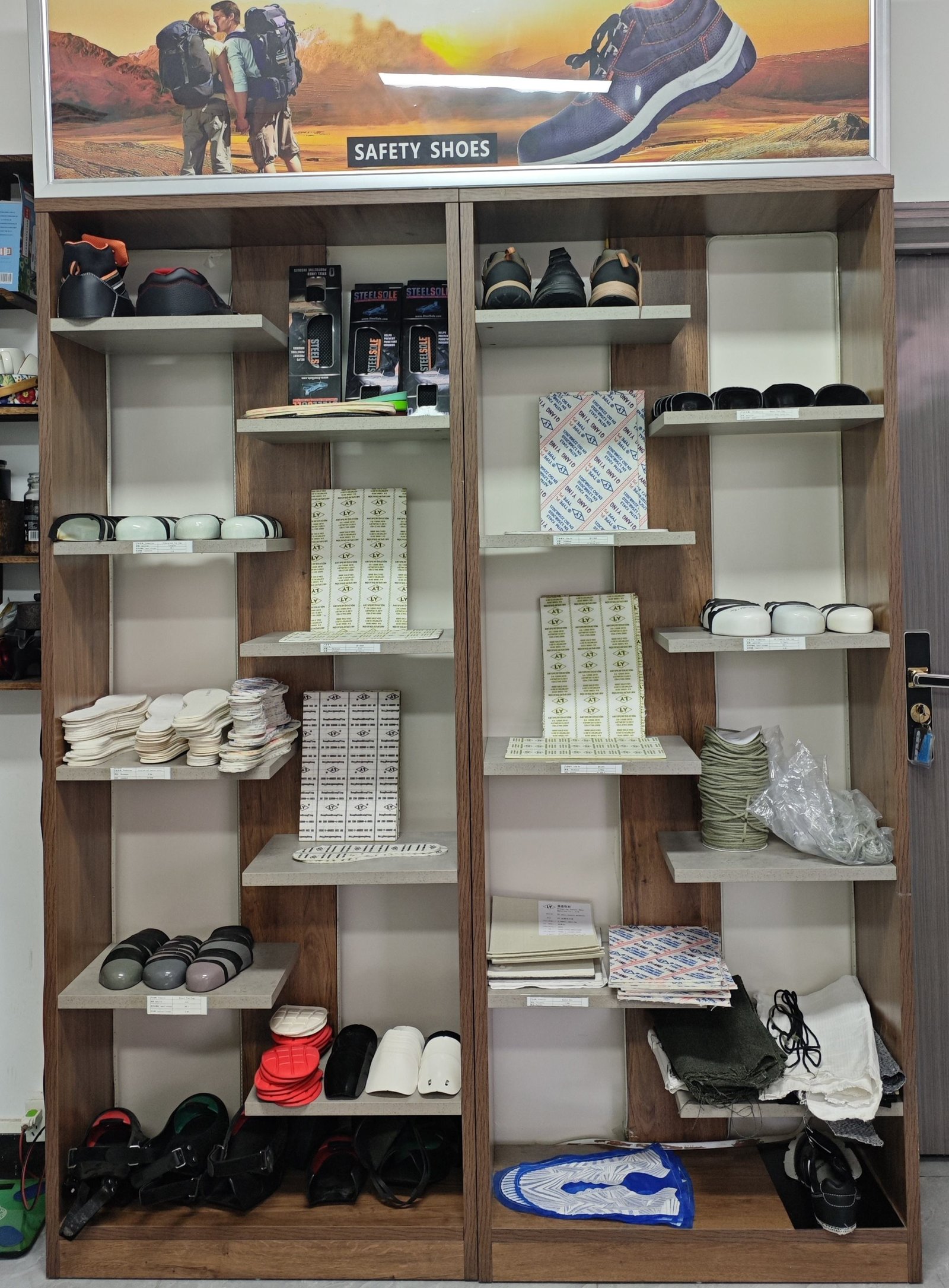 Visitor Safety Overshoes Aluminum Toecap Anti Slip Water Resistant Wear Resistant Factory Wholesale Manufacturer Direct Custom