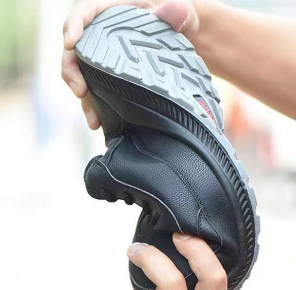 Four Seasons Lightweight Safety Shoes Anti Static Protective Footwear Oil Resistant Work Shoes for Men