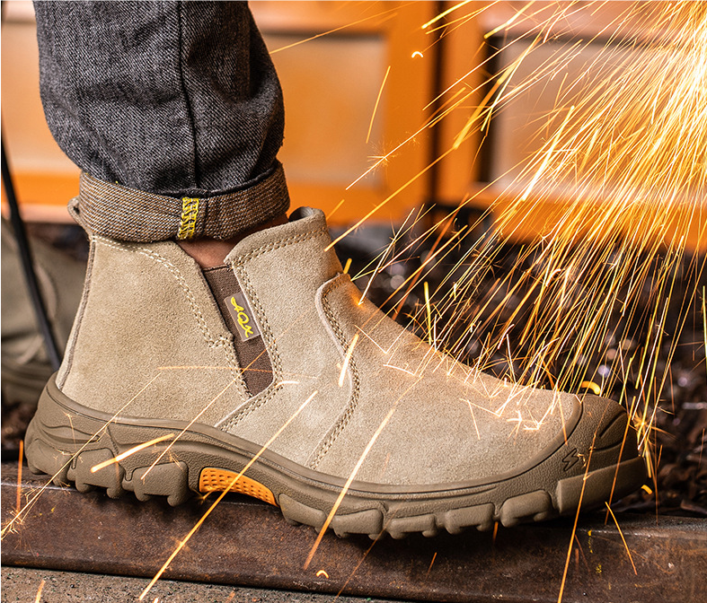 High-Demand Winter Suede Safety Shoes for Midsole Rubber Sole Anti-Smash Construction Site Heat-Resistant Welding Footwear
