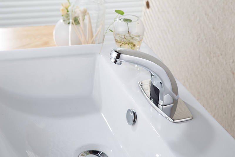 Intelligent Automatic Touchless Infrared Sink Sensor Faucet for Bathroom and Kitchen