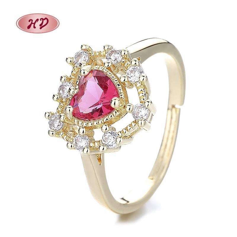 New Technology 18K Gold Plated Heart Pattern Love Customizable Fine Design Rings for Girls and Women
