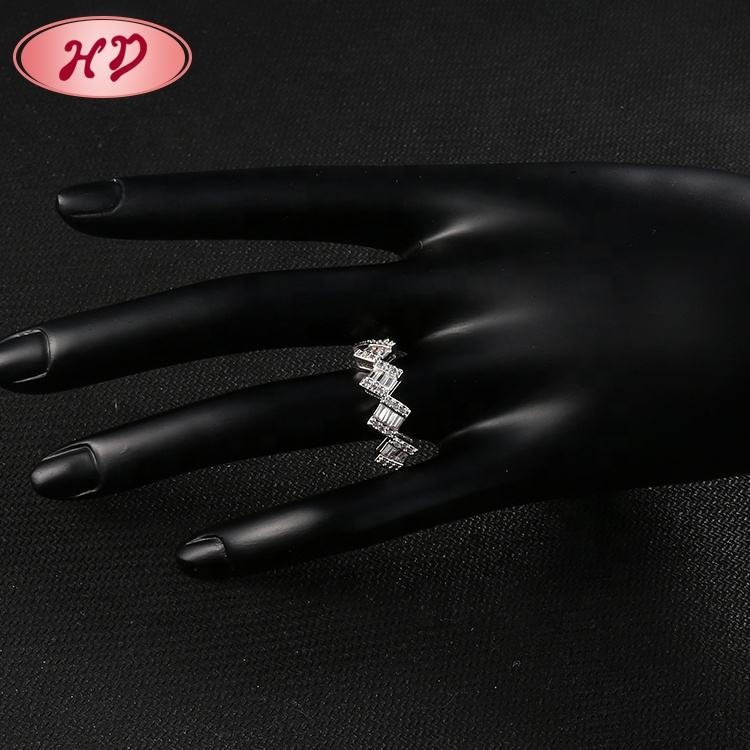 Unique Gift Items High Quality Ring Gold/ Silver Ring Woman/ Finger Rings