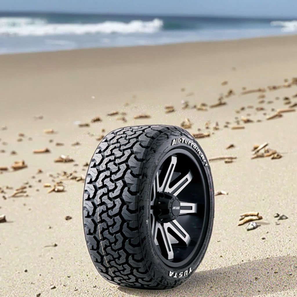 265/50R22LT Black Tubeless Radial Car Tires Made of Durable Rubber