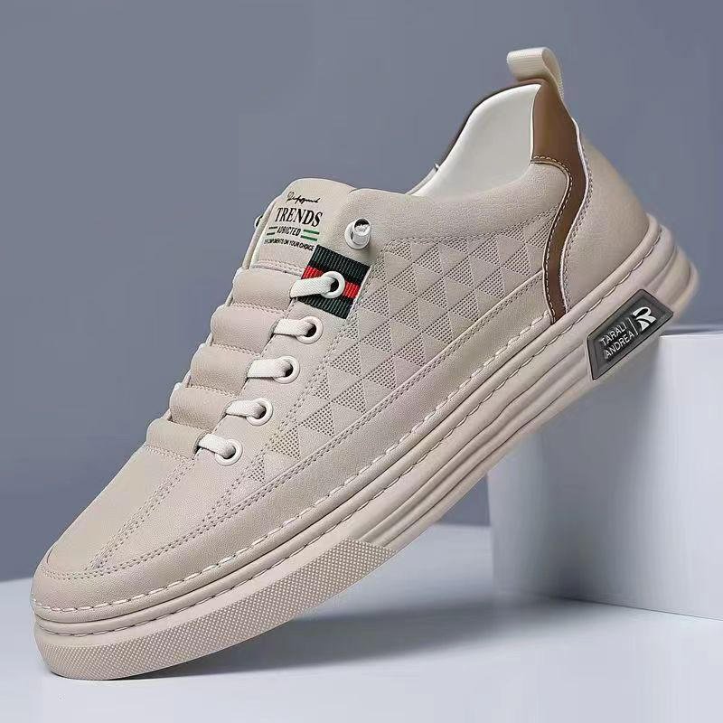 New Men's Casual and Comfortable Sneakers, White Shoes