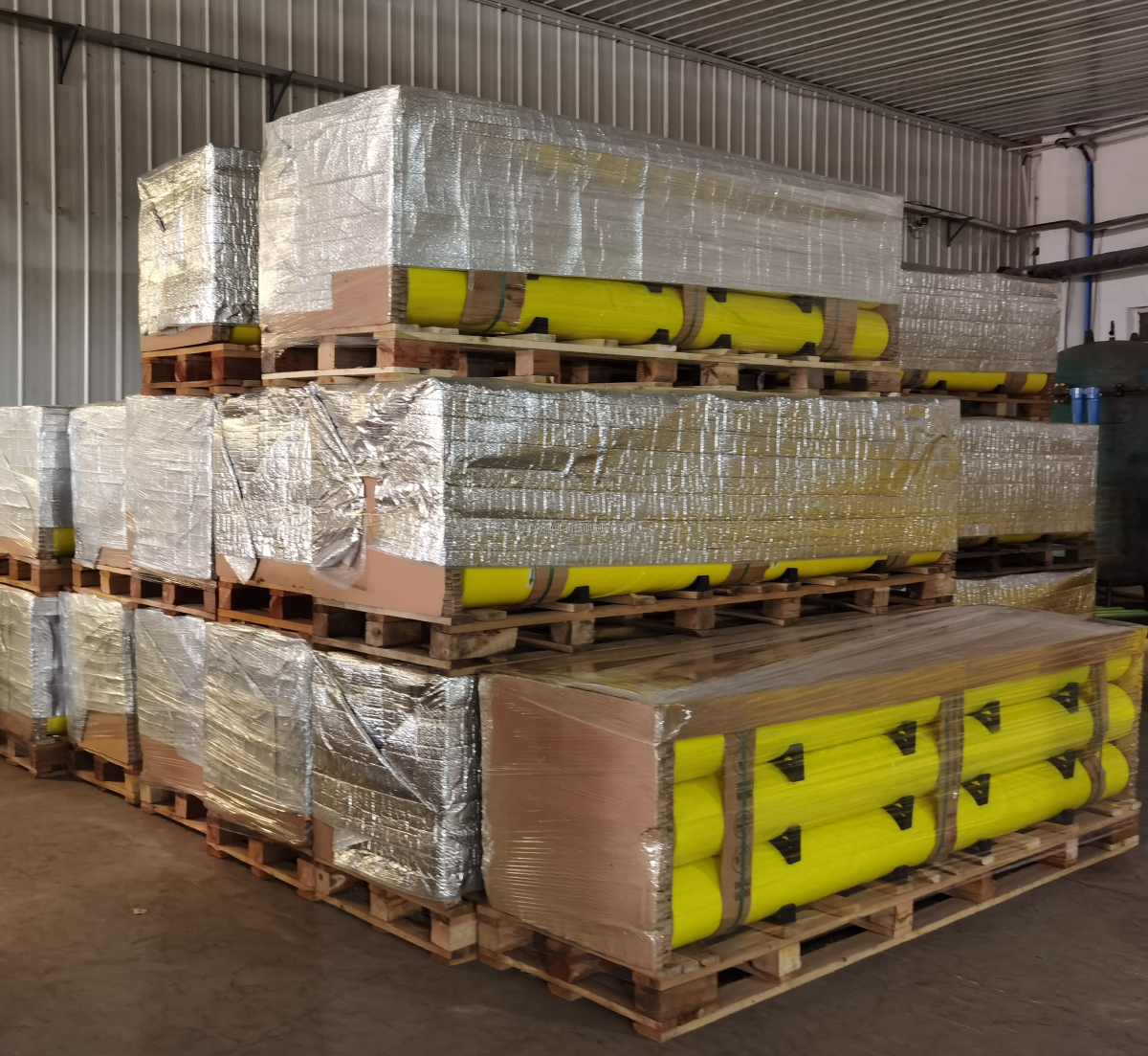 Manufacturer Wholesale Low Price High UV Protection Wrap for Cotton Bale Packing Yellow Wrap Film for Cotton Picker