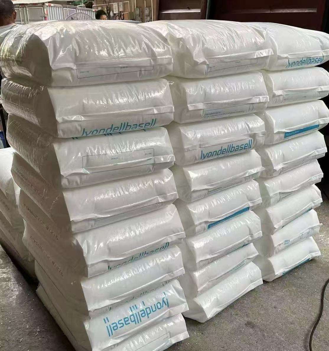 Idpe Resin Film Grade 2426h Polyethylene Ldpe Resin Food Grade Factory Direct Sales Plastic Granules Manufacturers