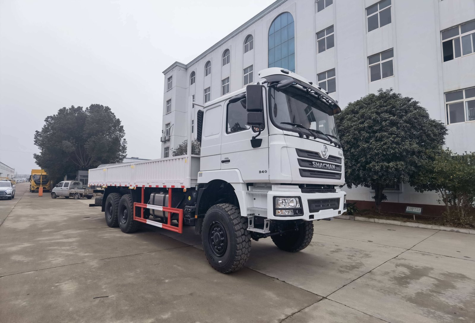 Chinese Brand New Shacman HOWO Light Duty 6x4 5-7Ton Diesel Cargo Truck Price for Sale