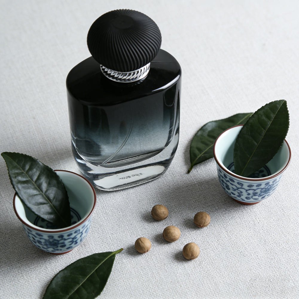 Customized Service Eco-Friendly Perfume Spray Collection with Do Your Logo-High Quality Long Lasting Fragrance Fresh Spicy Scent