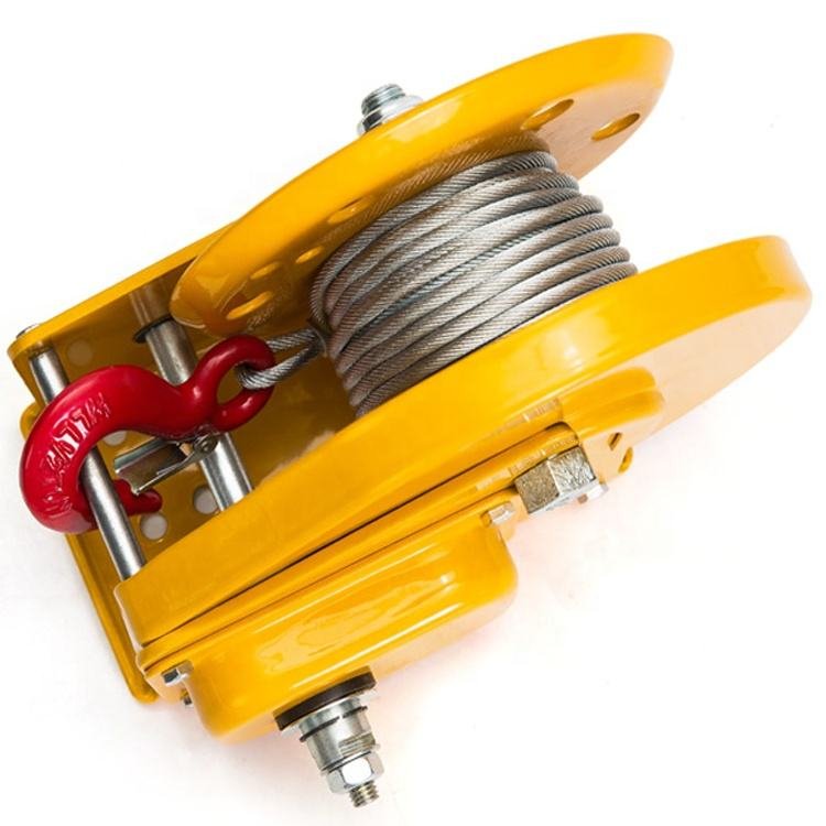 1200LBS Hand Operated Cable Manual Winch Cable Pulling Hand Winch