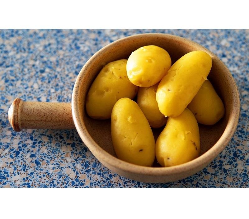 Pure Fresh Potatoes High Quality Natural Farm Produce for Curry Chips Snacks Fries Baking and Daily Food Preparation